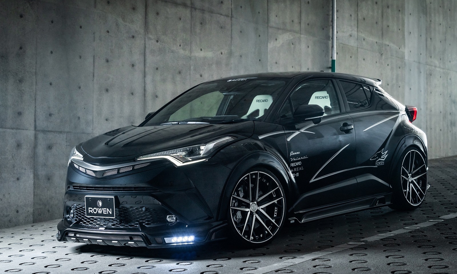 C-HR 前期 MODEL｜TOYOTA｜BODY KIT｜ROWEN オフィシャルサイト