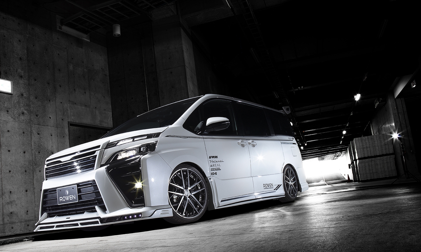 80 VOXY ZS-grade 後期 MODEL ver.Ⅱ｜TOYOTA｜BODY KIT｜Rowen