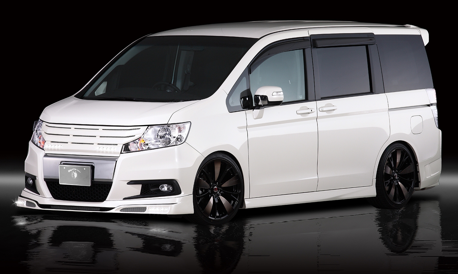 STEP WGN SPADA 前期 Ver.2|HONDA|BODY KIT|Rowen STEP WGN SPADA 前期 Ver.2|HONDA|BODY KIT|Rowen
