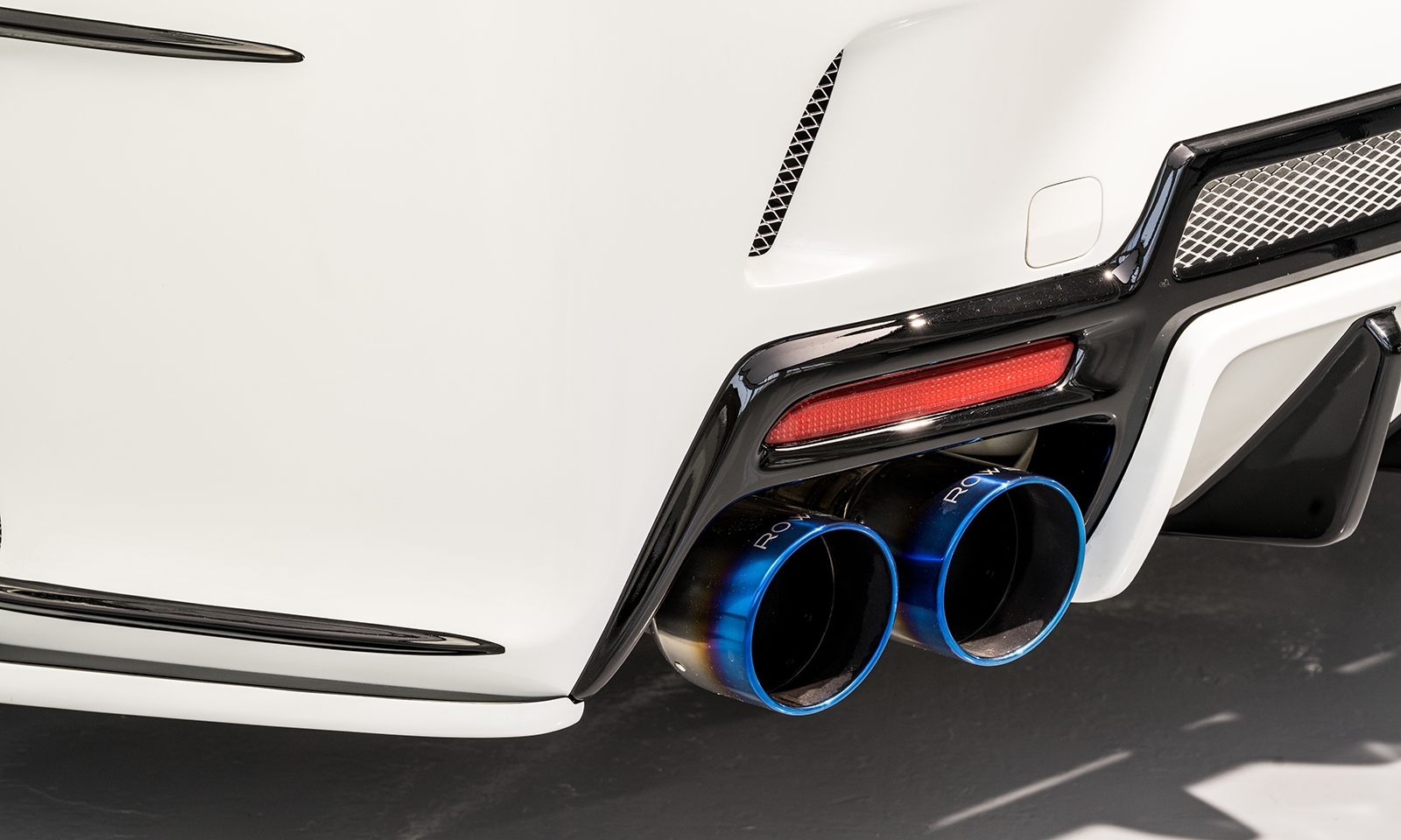 130 MARK X GR SPORT｜TOYOTA｜BODY KIT｜ROWEN オフィシャルサイト